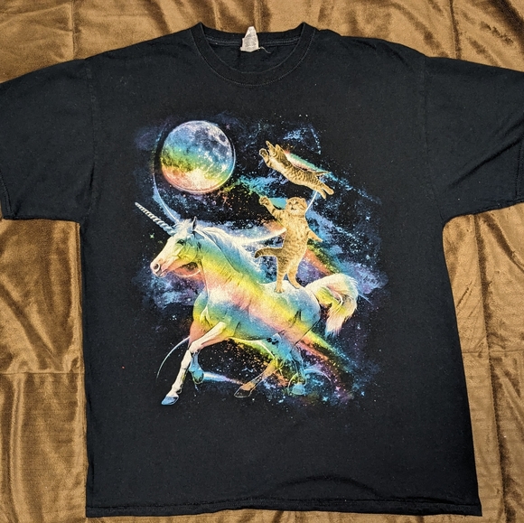 T-shirt 👕 with jacket 🧥. - Picture 4 of 8